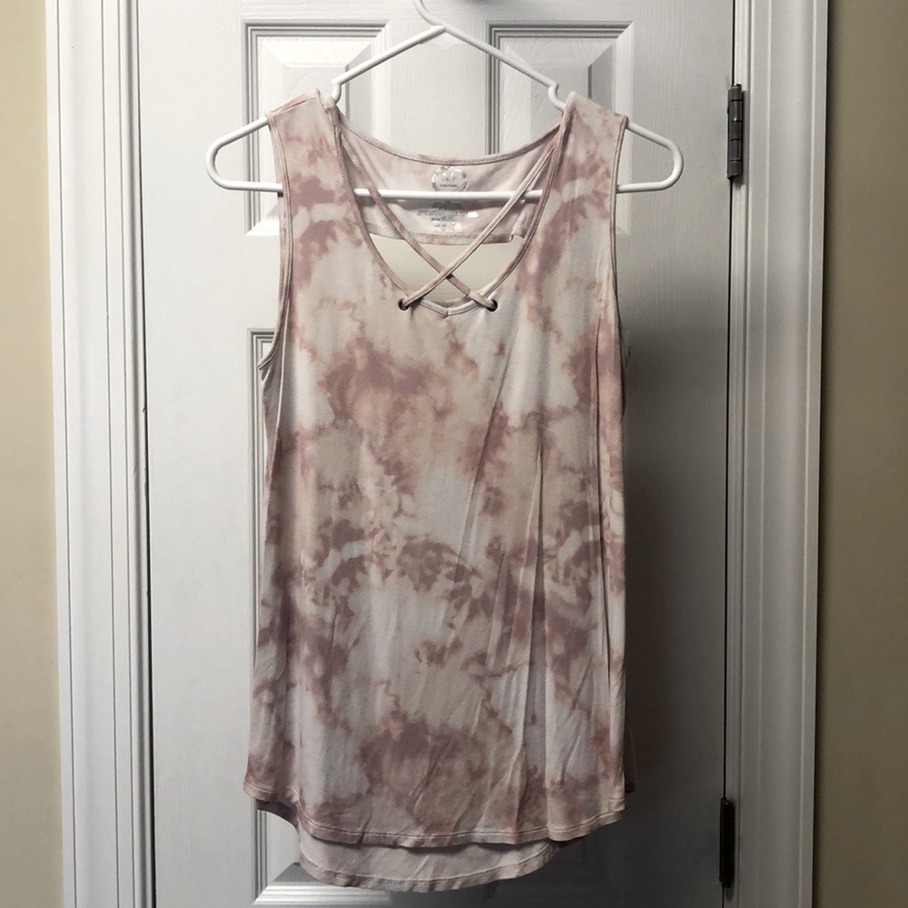 Pink & White Sleeveless Top